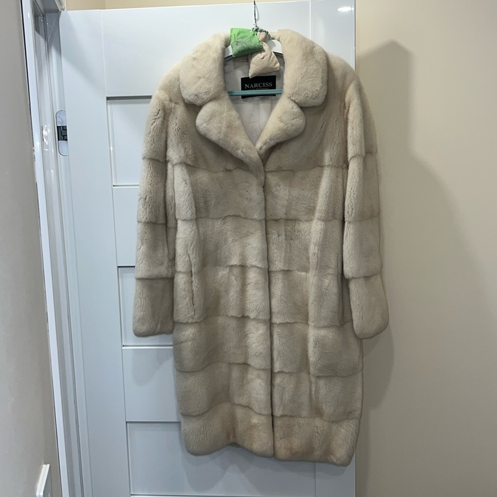 Real Mink Long Fur Coat - Picture 6 of 16
